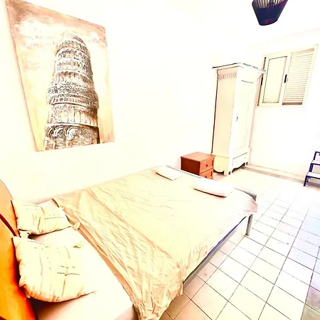 Large Space On 2 Levels With Own Roof In Townhouse * Sliema