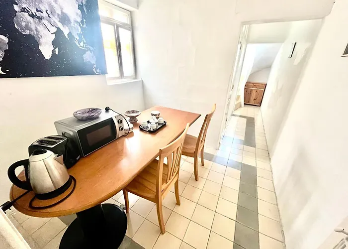 Large Space On 2 Levels With Own Roof In Townhouse Pensiune